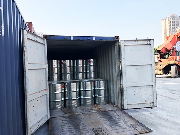 Dangerous goods loading and unloading services