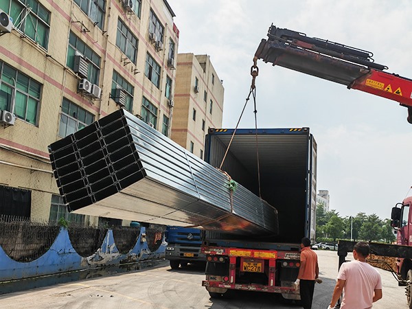 Material transportation of the Belt and Road infrastructure project
